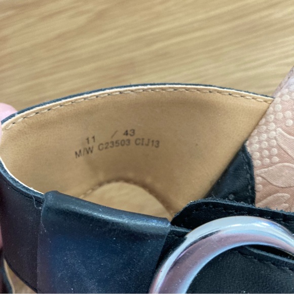 BOC Size 11 Black Sandals - Picture 2 of 8